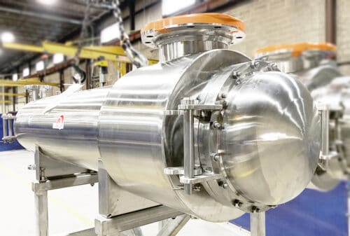 Shell and tube heat exchanger with Annular Distributor